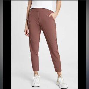 Athleta Brooklyn Lined Mauve Joggers - Size 8